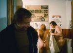 Sylvia Kristel -Naakt over de schutting-