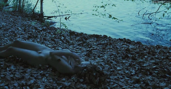 Nina Hoss -Das Herz ist ein dunkler Wald-